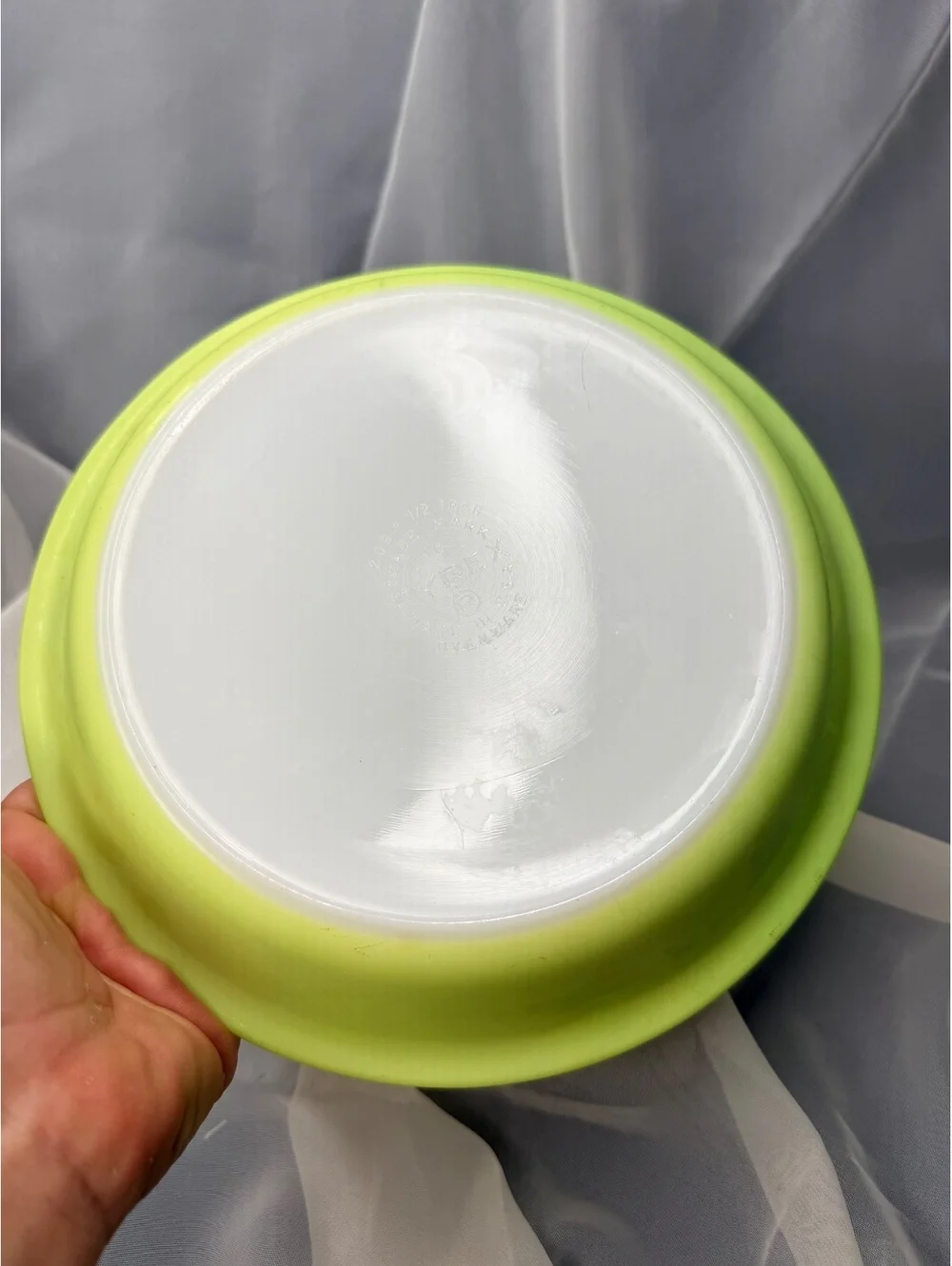 Pyrex Lime Green 9.5” Pie Plate 209 Vintage Milk Glass Pie Dish USA